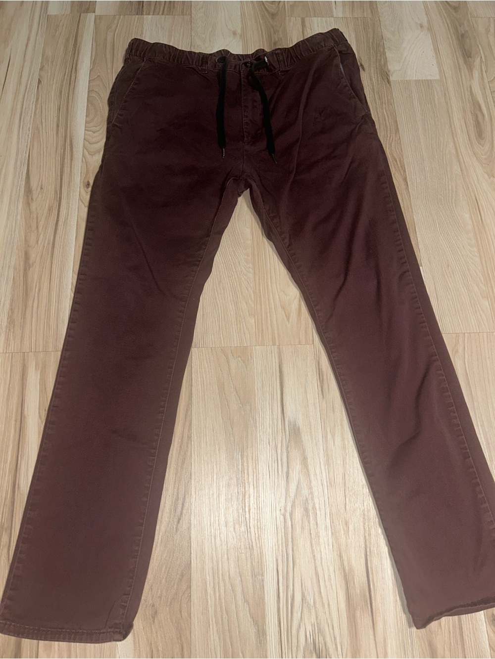 Men's Stretch Drawstring Chinos - Dark Burgundy